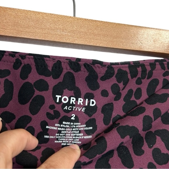 Torrid Performance Core Full Length Legging With Patch Pockets Size 2 - Picture 10 of 10